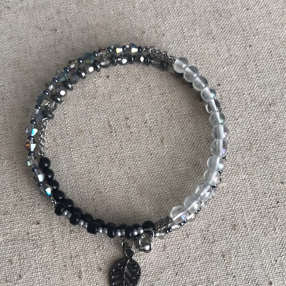 Beaded wrap bracelet - Picture 2 of 4